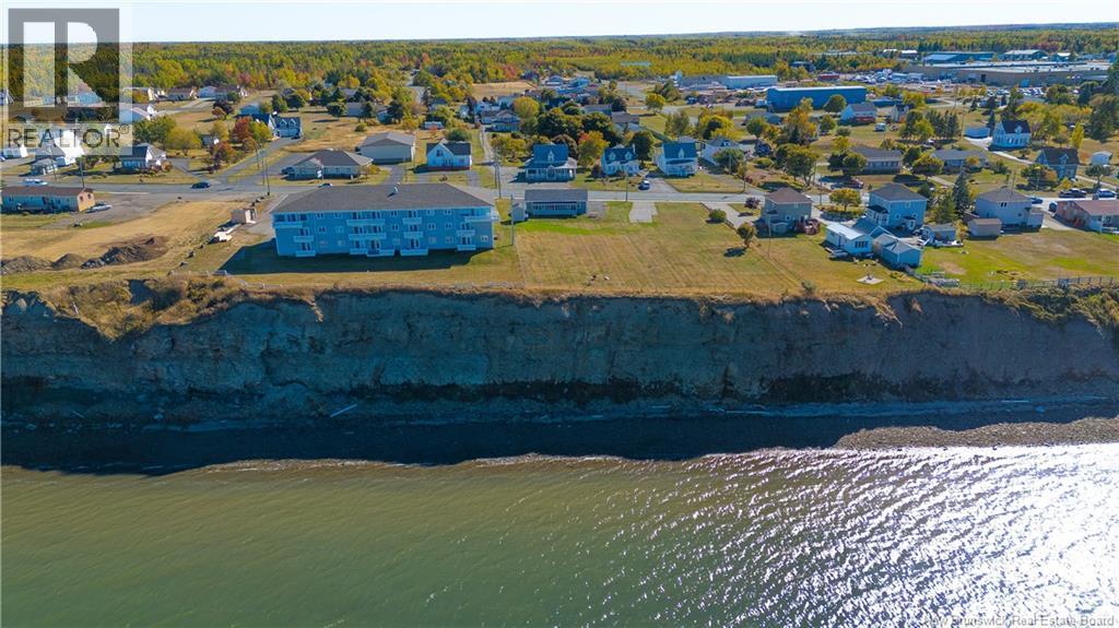 142 Saint-Pierre E Boulevard, Caraquet, New Brunswick  E1W 1B1 - Photo 37 - NB127893