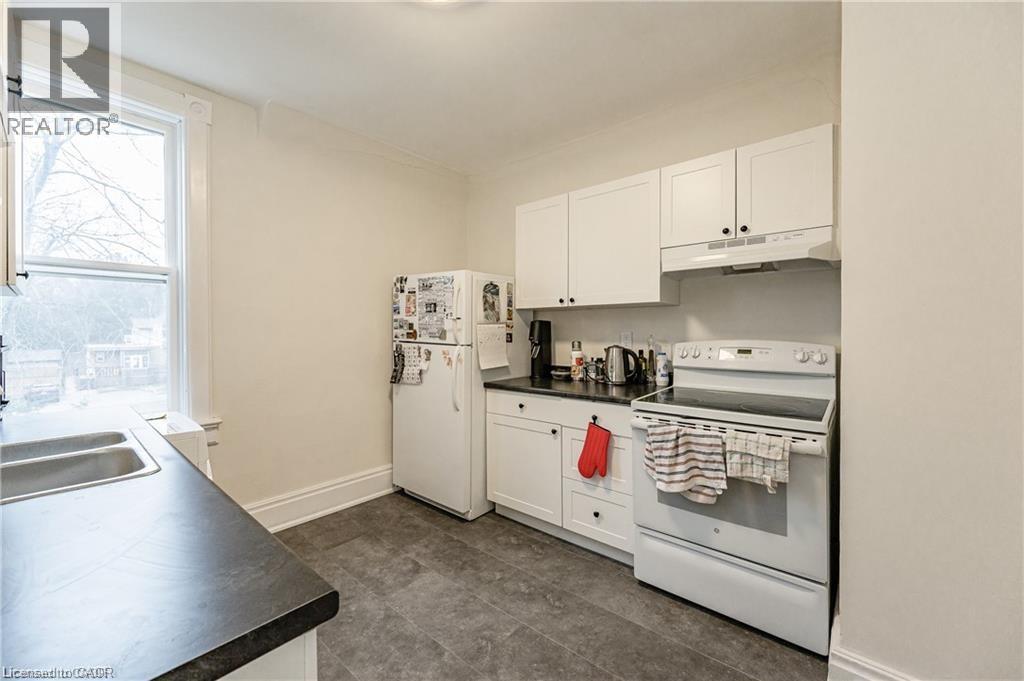 17 Hilda Place, Kitchener, Ontario  N2G 1K4 - Photo 17 - 40776931