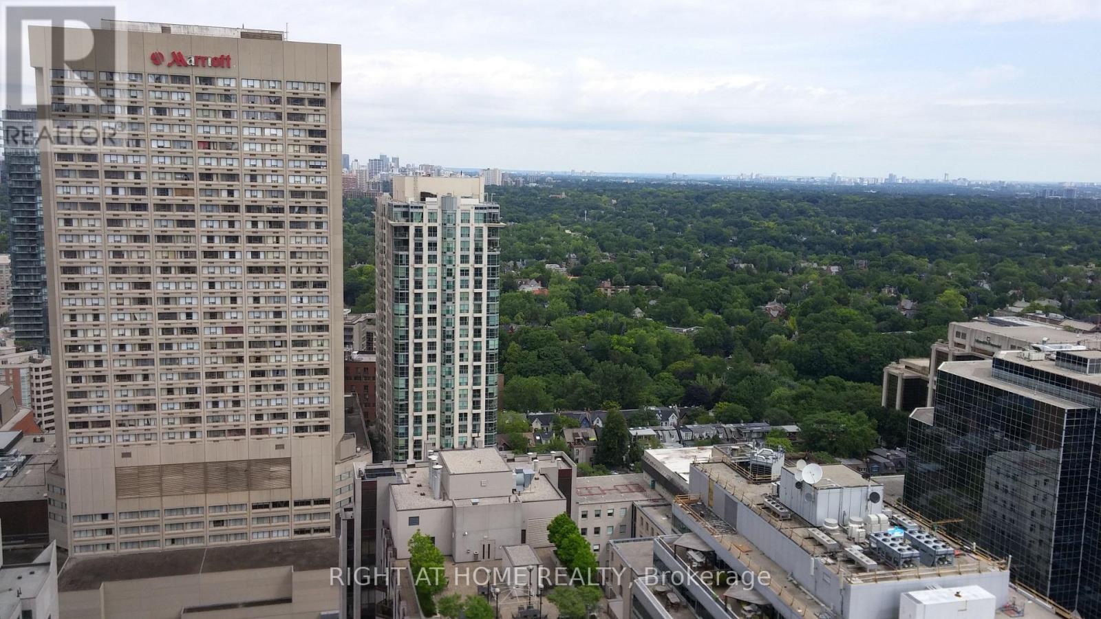 3406 - 42 Charles Street E, Toronto, Ontario  M4Y 1N3 - Photo 4 - C12448345
