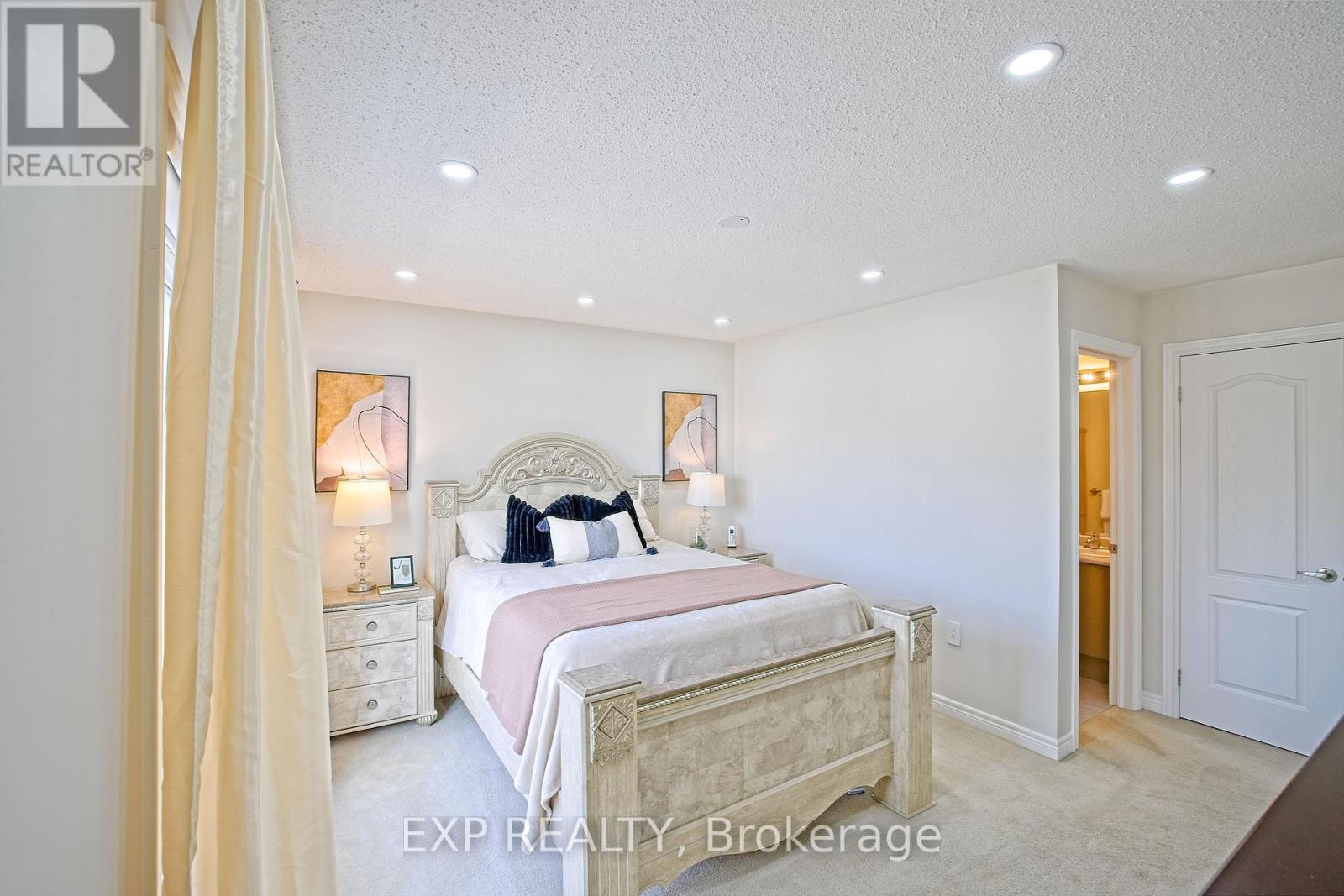 520 Dougall Avenue E, Caledon, Ontario  L7C 3Y8 - Photo 19 - W12423539