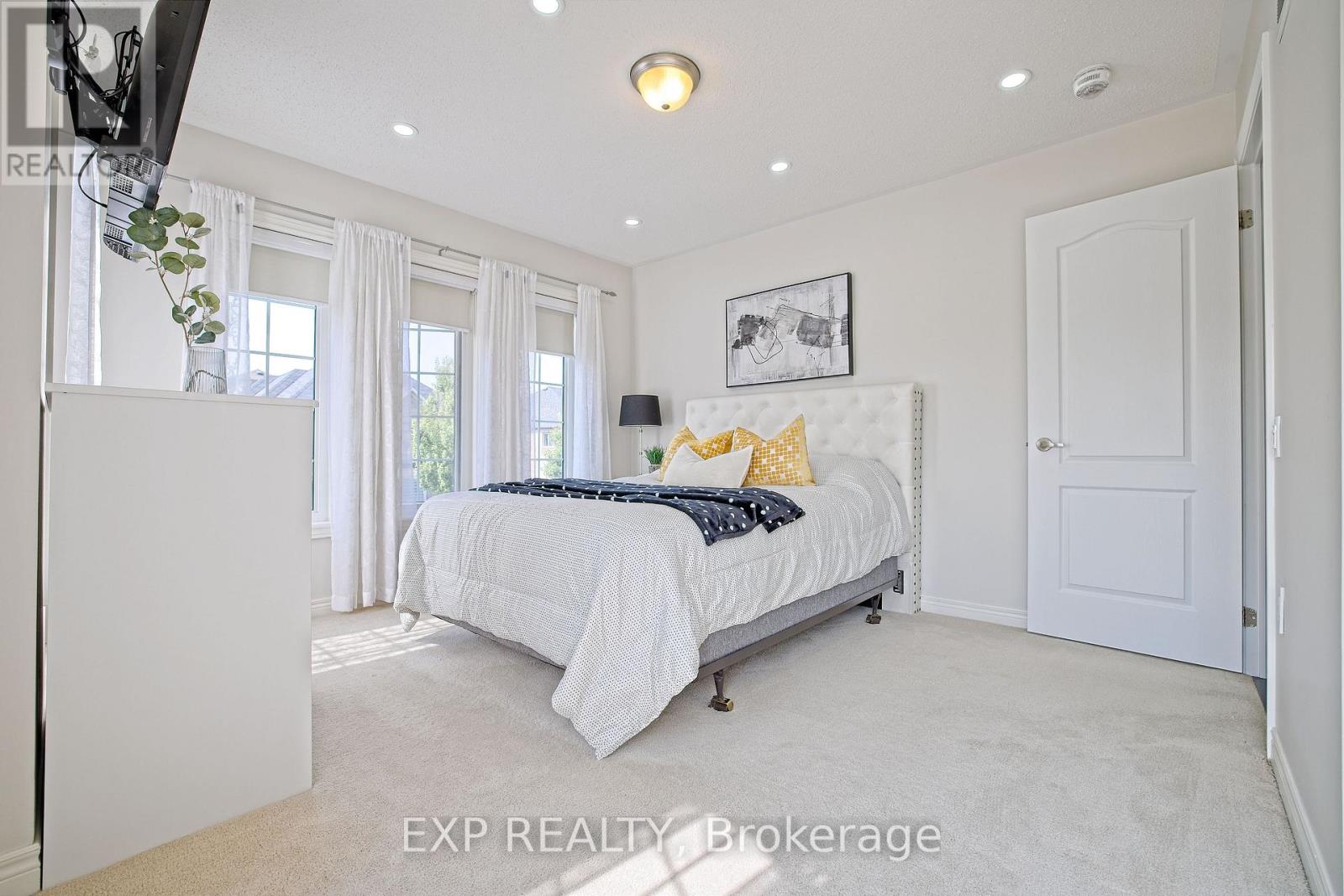 520 Dougall Avenue E, Caledon, Ontario  L7C 3Y8 - Photo 25 - W12423539