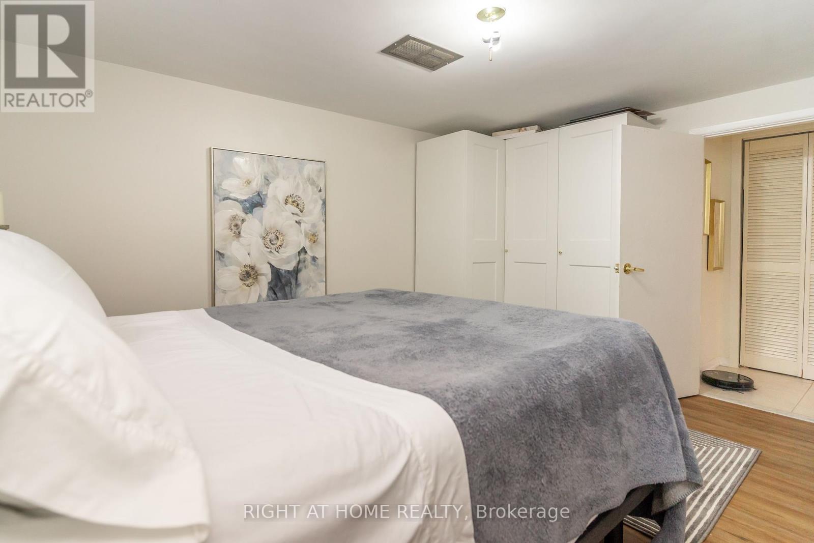 63 Allonsius Drive, Toronto, Ontario  M9C 3N6 - Photo 15 - W12448210