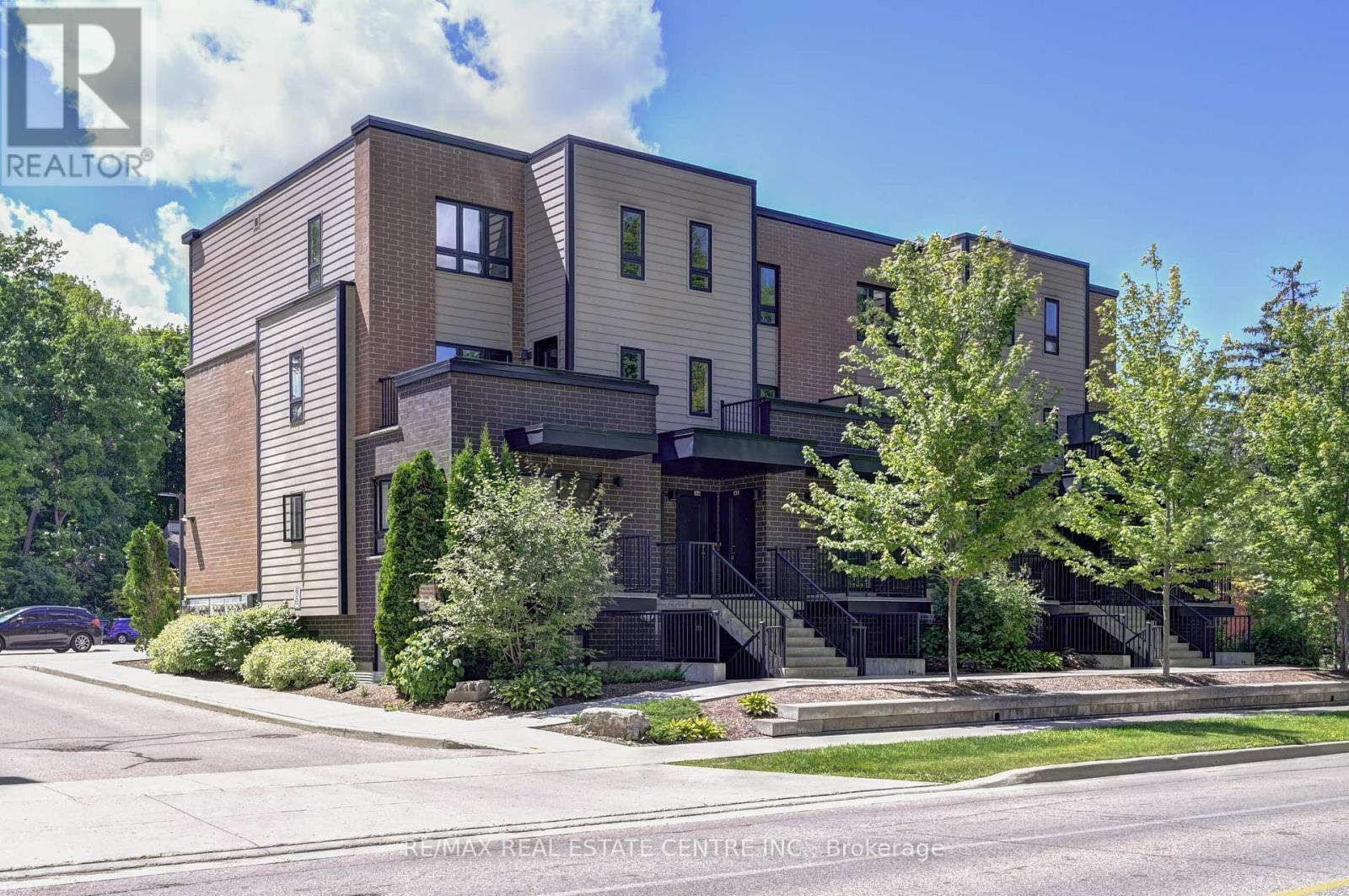 6 - 190 Century Hill Drive, Kitchener, Ontario  N2E 0G9 - Photo 7 - X12402871