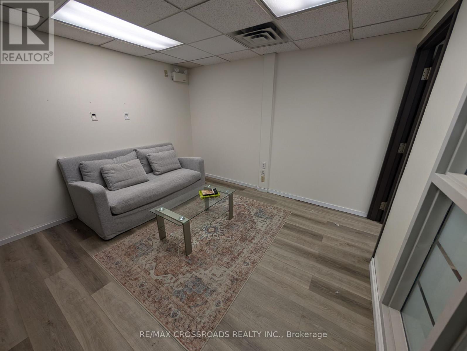 Lld - 50 Dunlop Street, Barrie, Ontario  L4M 6J9 - Photo 14 - S12448350