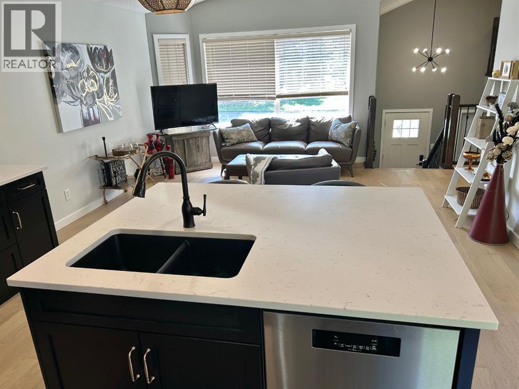 112 Rivermill Landing W, Lethbridge, Alberta  T1K 8B4 - Photo 6 - A2255455