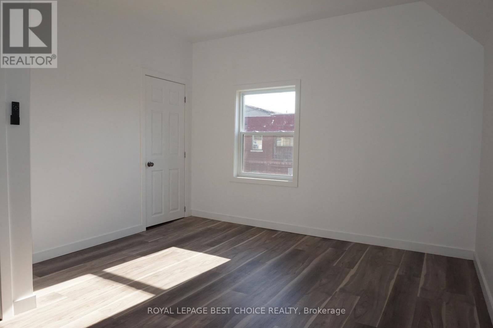 54 Lakeshore Road, Temiskaming Shores, Ontario  P0J 1P0 - Photo 21 - T12447554