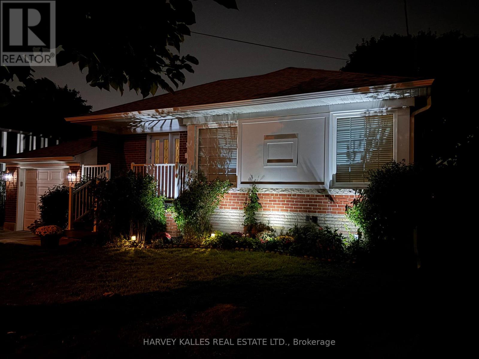 82 Acton Avenue, Toronto, Ontario  M3H 4H1 - Photo 3 - C12446620