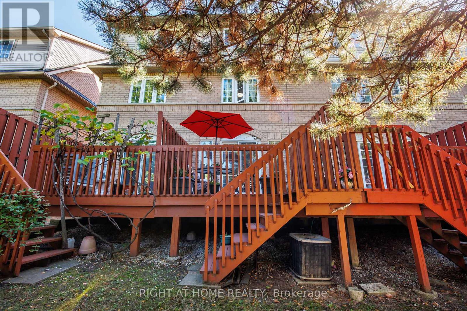 8 - 75 Strathaven Drive, Mississauga (Hurontario), Ontario  L5R 3W1 - Photo 29 - W12448341
