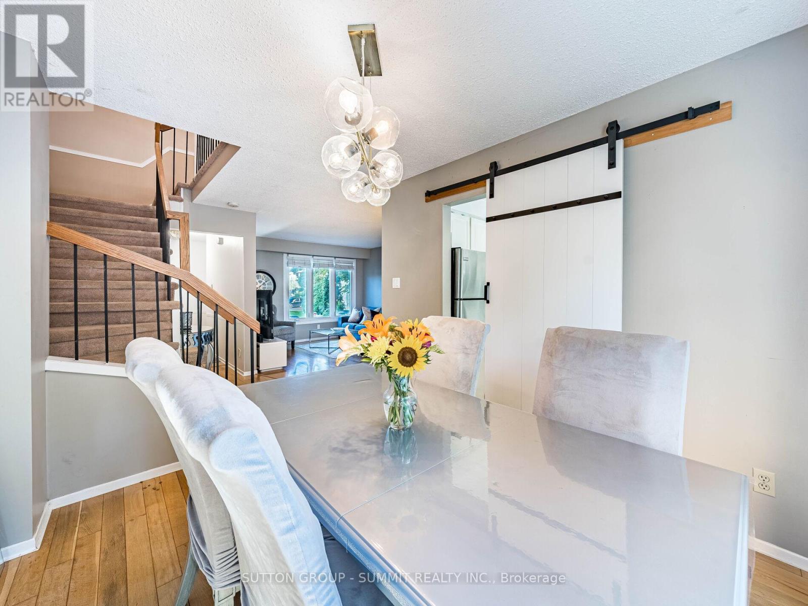12 Pontiac Court, Brampton (Heart Lake West), Ontario  L6Z 1C1 - Photo 15 - W12448342