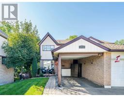 12 PONTIAC COURT, Brampton, Ontario