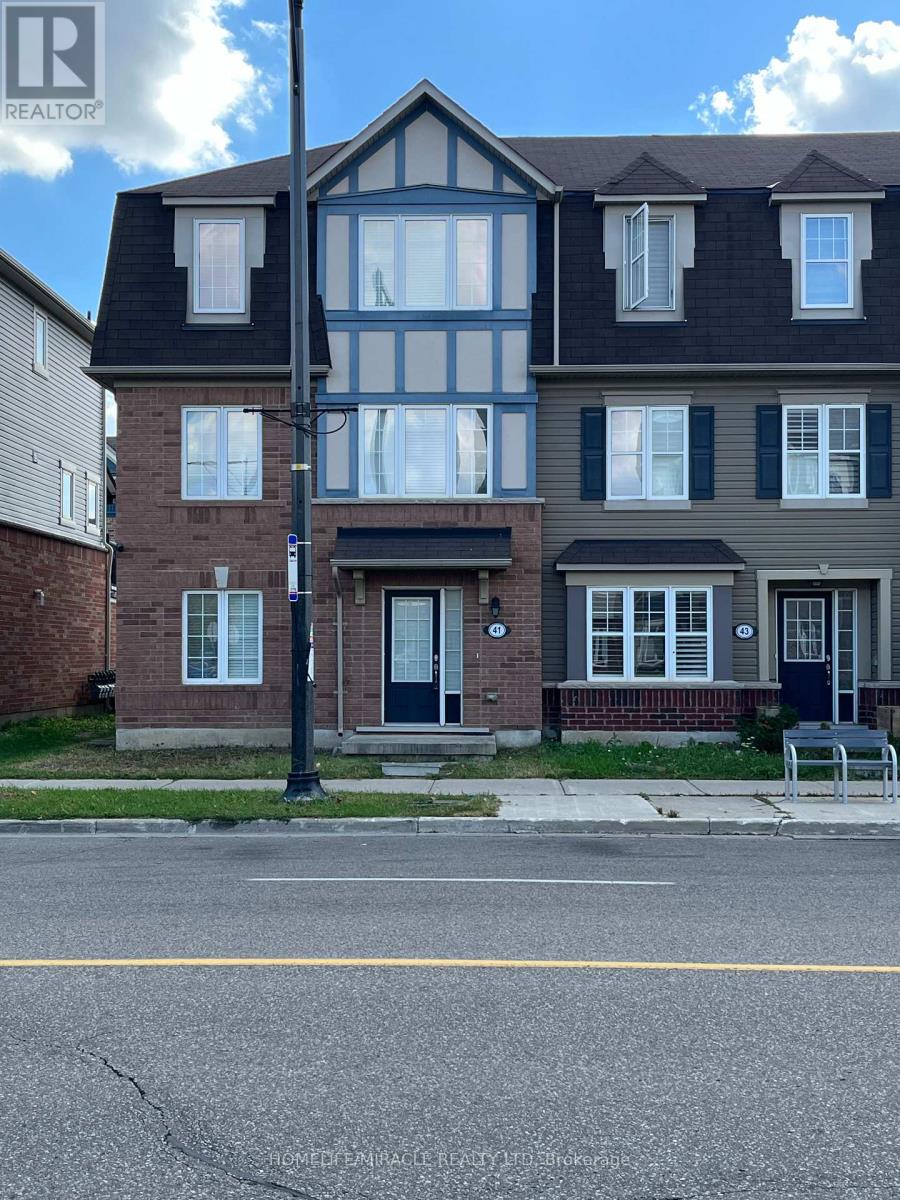 41 GANTON HEIGHTS, Brampton, Ontario