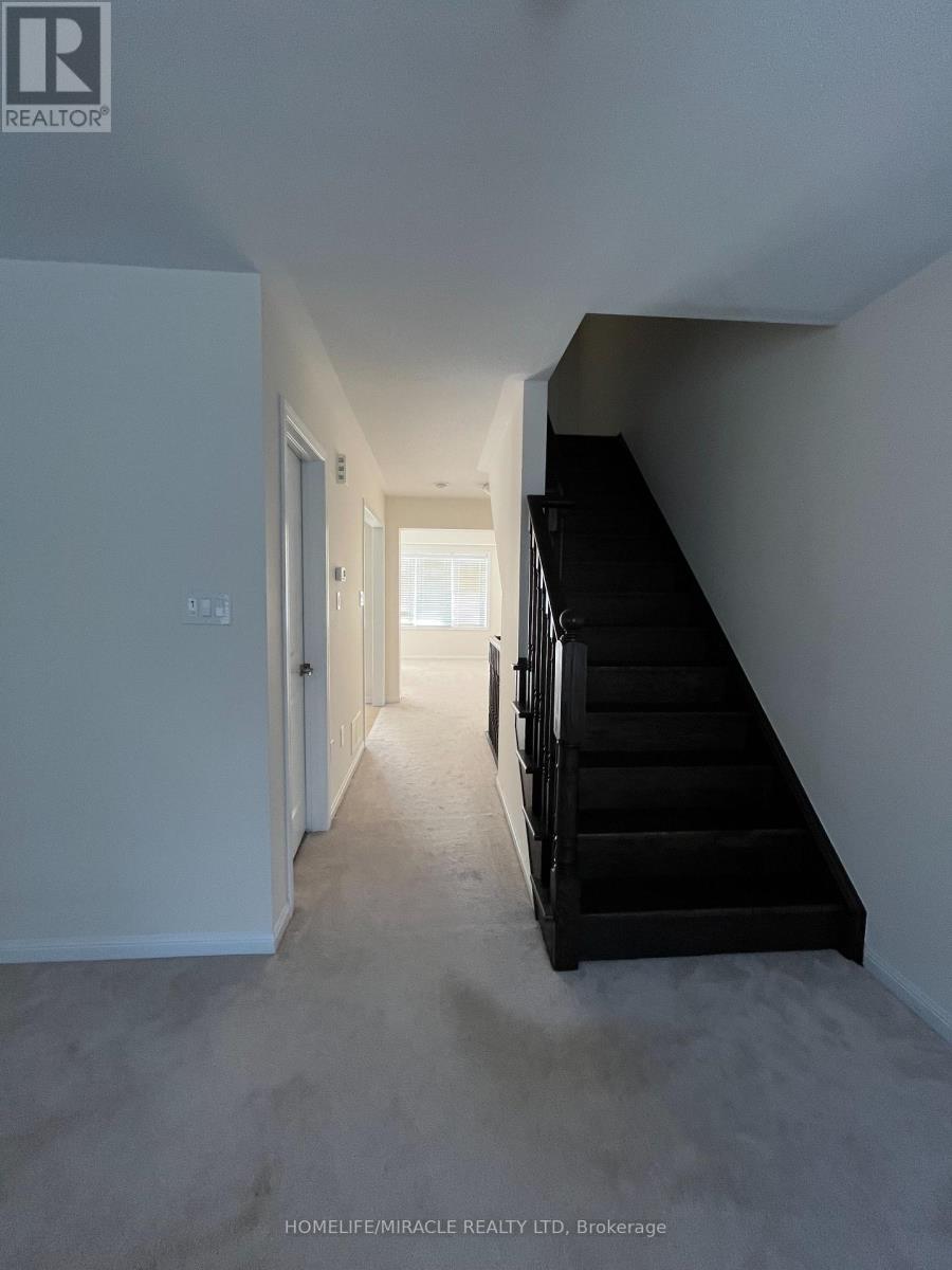 41 Ganton Heights, Brampton, Ontario  L7A 3Y8 - Photo 11 - W12448347