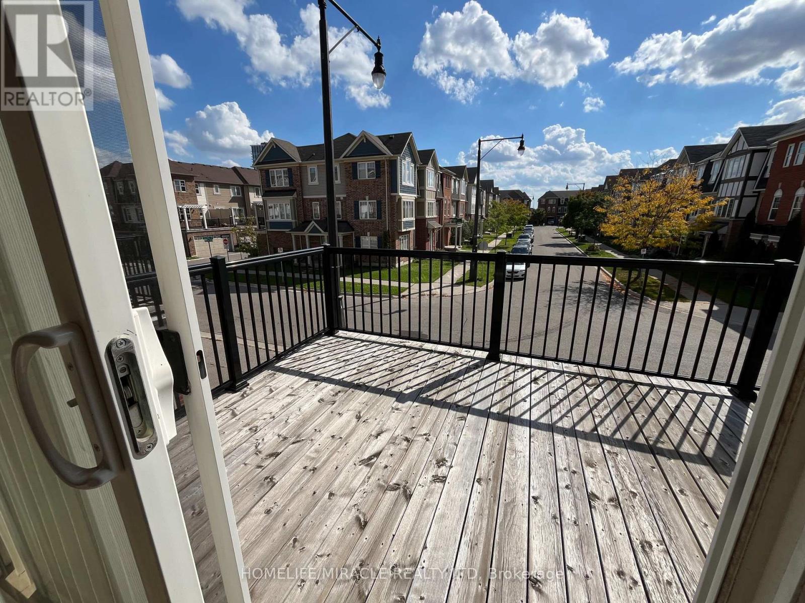 41 Ganton Heights, Brampton, Ontario  L7A 3Y8 - Photo 13 - W12448347