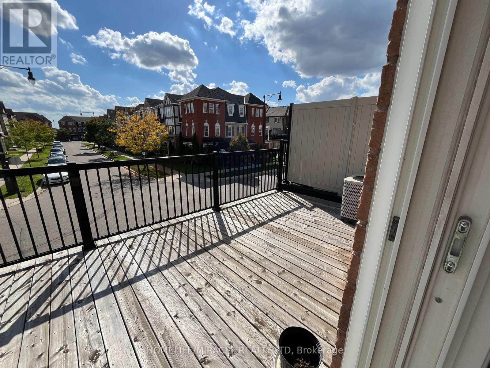 41 Ganton Heights, Brampton, Ontario  L7A 3Y8 - Photo 14 - W12448347