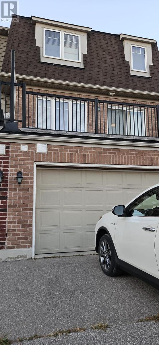 41 Ganton Heights, Brampton, Ontario  L7A 3Y8 - Photo 3 - W12448347
