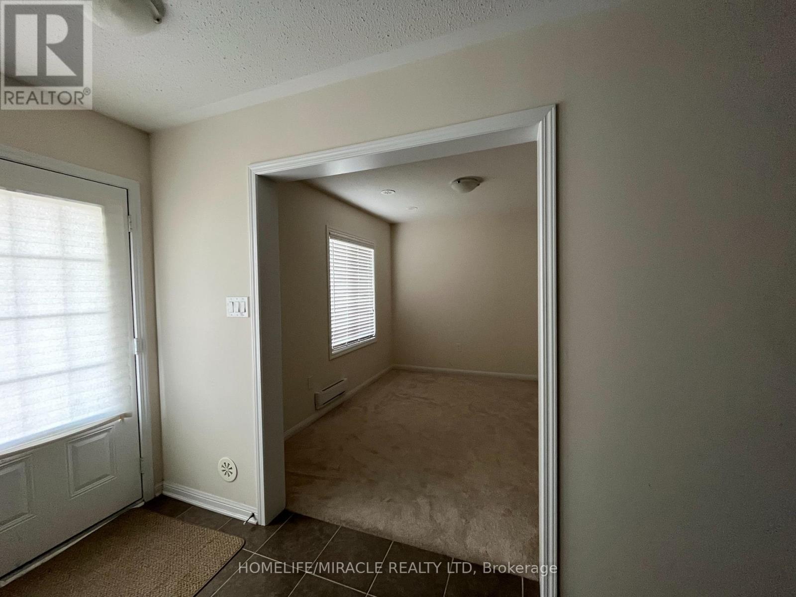 41 Ganton Heights, Brampton, Ontario  L7A 3Y8 - Photo 9 - W12448347
