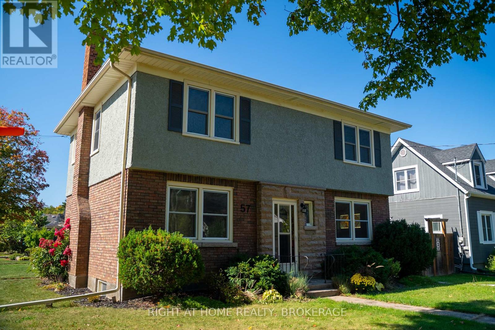 57 Edgar Street, Welland, Ontario  L3C 1S6 - Photo 2 - X12448383