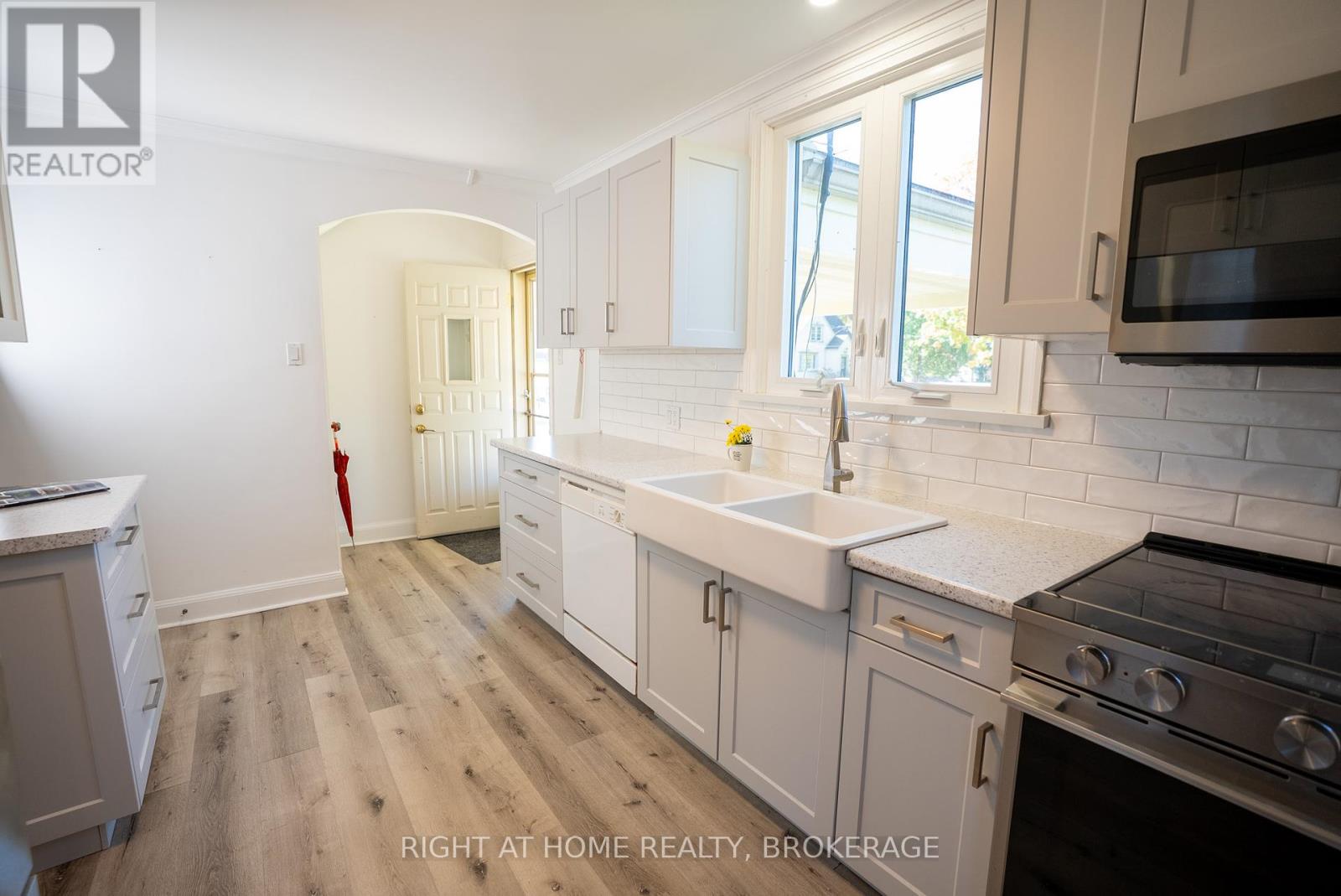 57 Edgar Street, Welland, Ontario  L3C 1S6 - Photo 31 - X12448383