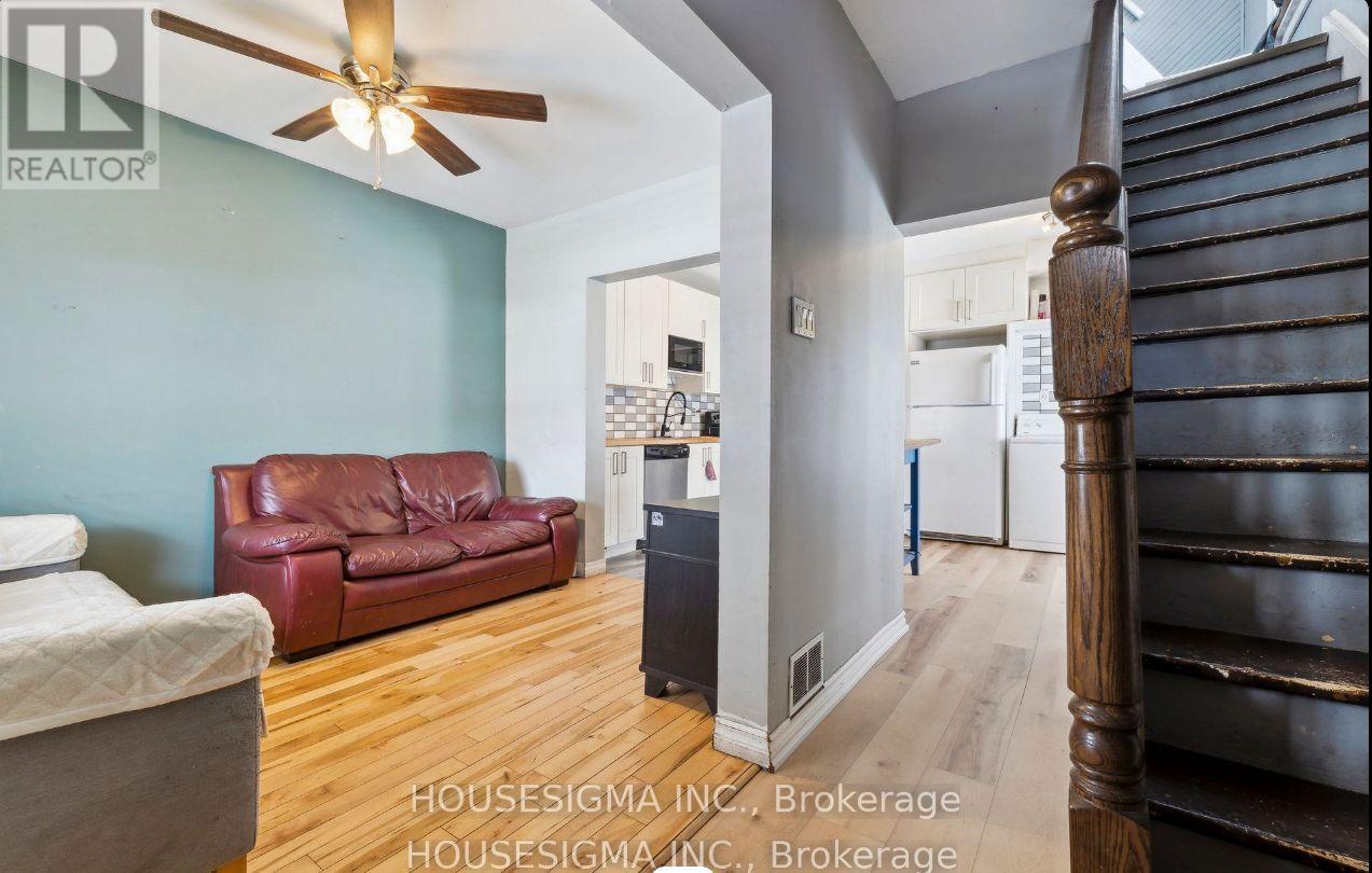 635 Brown Street, Peterborough, Ontario  K9J 4K6 - Photo 6 - X12448339