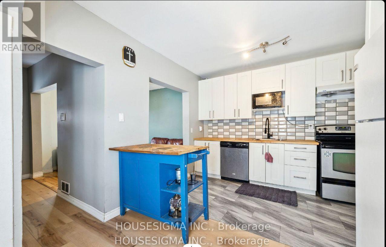 635 Brown Street, Peterborough, Ontario  K9J 4K6 - Photo 8 - X12448339