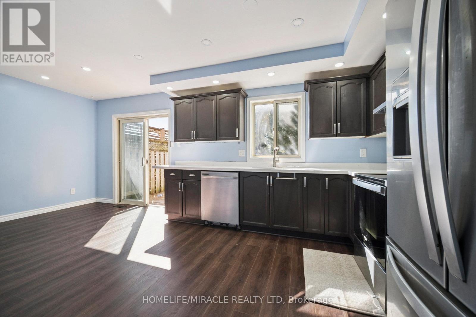 1785 Marconi Boulevard, London East, Ontario  N5V 4T9 - Photo 11 - X12448346