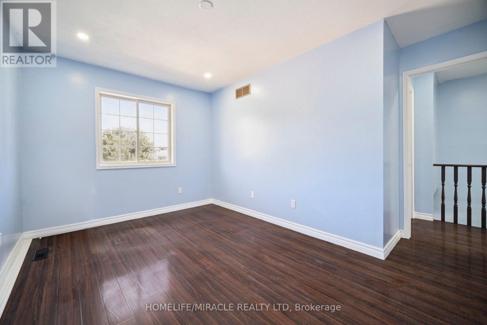 1785 Marconi Boulevard, London East, Ontario  N5V 4T9 - Photo 22 - X12448346