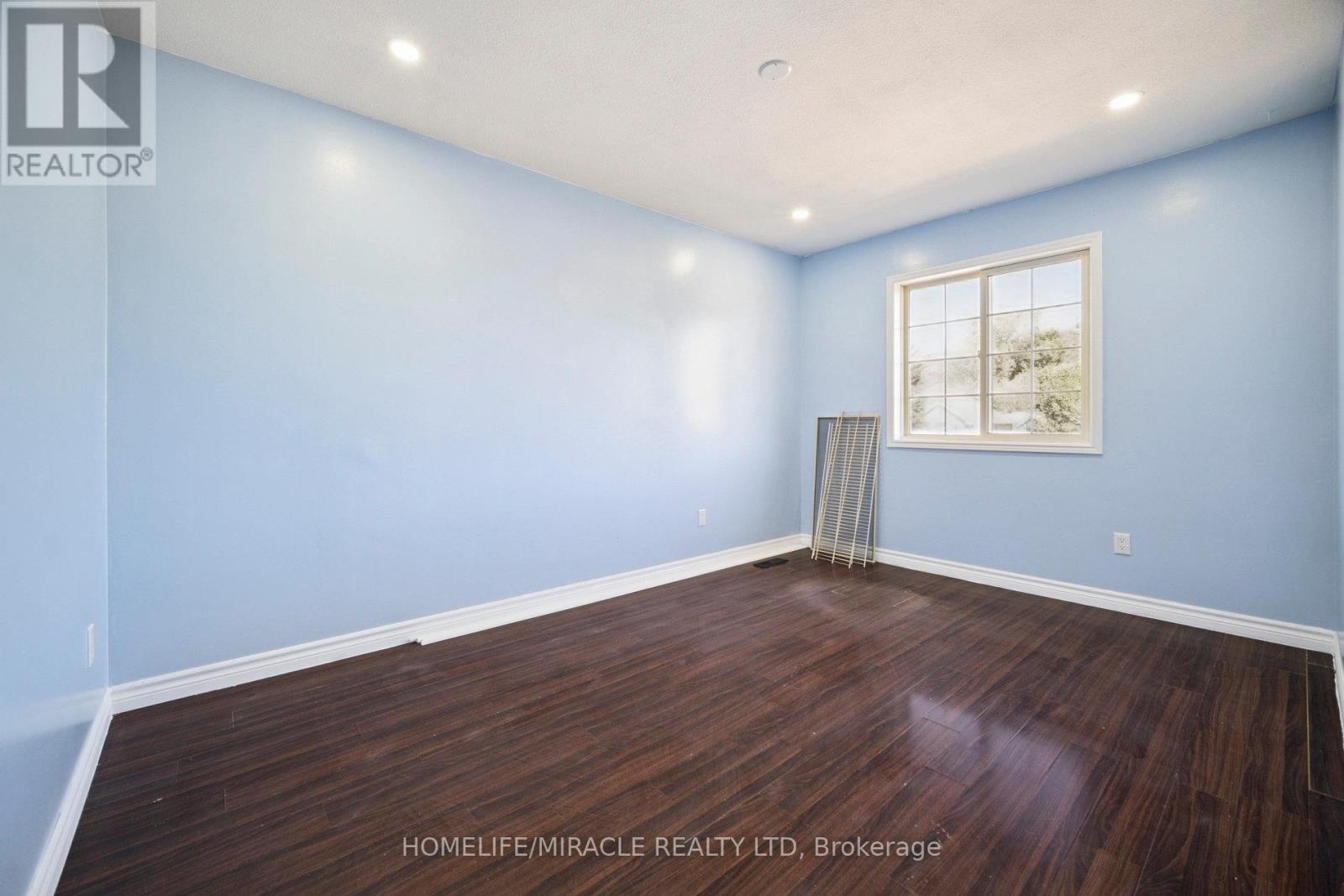 1785 Marconi Boulevard, London East, Ontario  N5V 4T9 - Photo 33 - X12448346