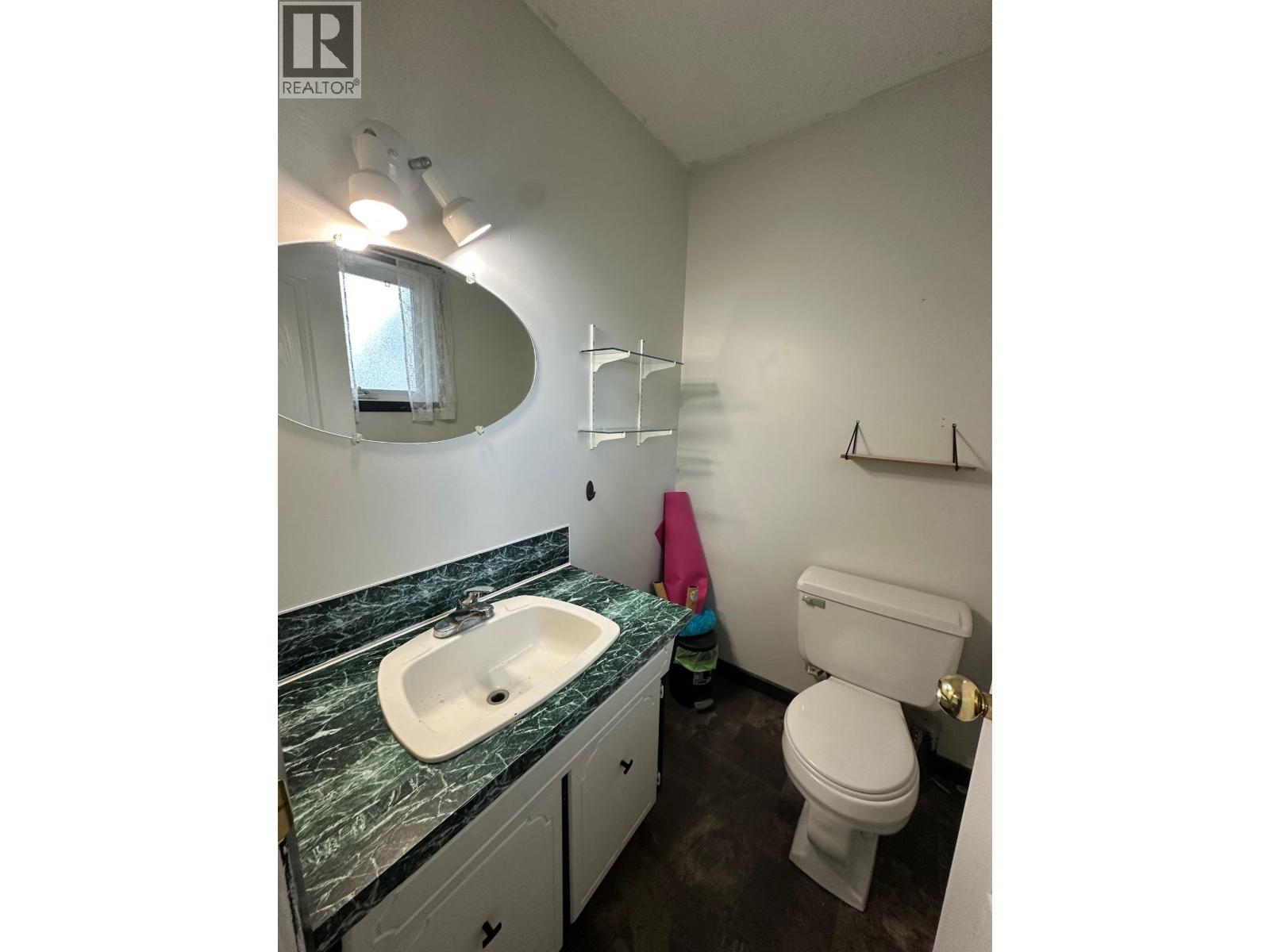 1275 N 11th Avenue, Williams Lake, British Columbia  V2G 2N1 - Photo 13 - R3055111