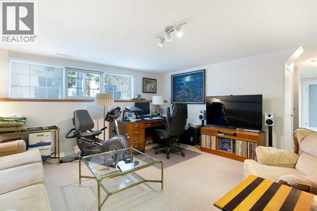 724 Wilton Place Se, Calgary, Alberta  T2J 2G3 - Photo 34 - A2259926