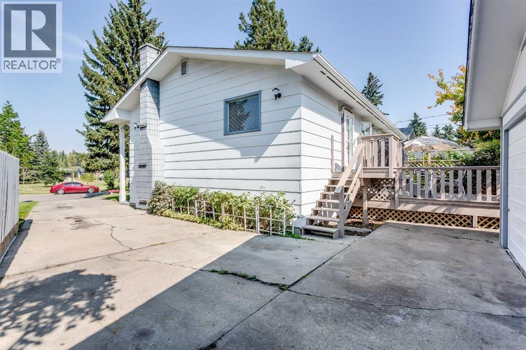 724 Wilton Place Se, Calgary, Alberta  T2J 2G3 - Photo 6 - A2259926
