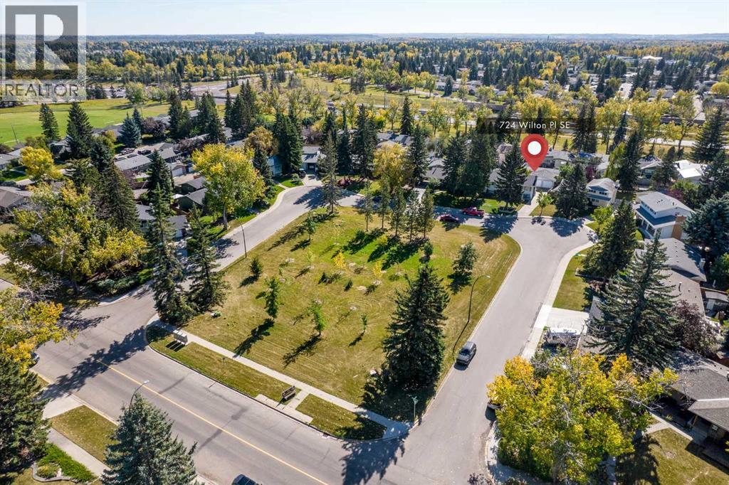 724 Wilton Place Se, Calgary, Alberta  T2J 2G3 - Photo 3 - A2259926