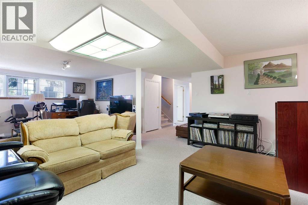 724 Wilton Place Se, Calgary, Alberta  T2J 2G3 - Photo 37 - A2259926