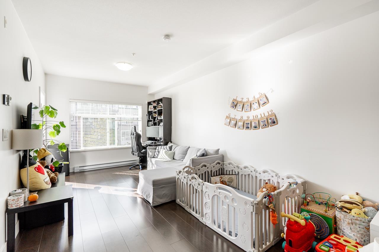 313 6480 195a Street, Surrey, British Columbia  V4N 6P1 - Photo 5 - R3055946
