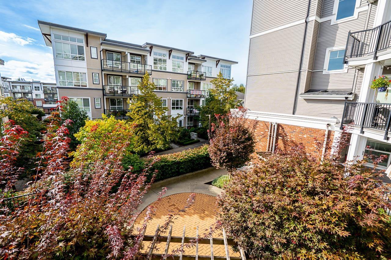 313 6480 195a Street, Surrey, British Columbia  V4N 6P1 - Photo 28 - R3055946