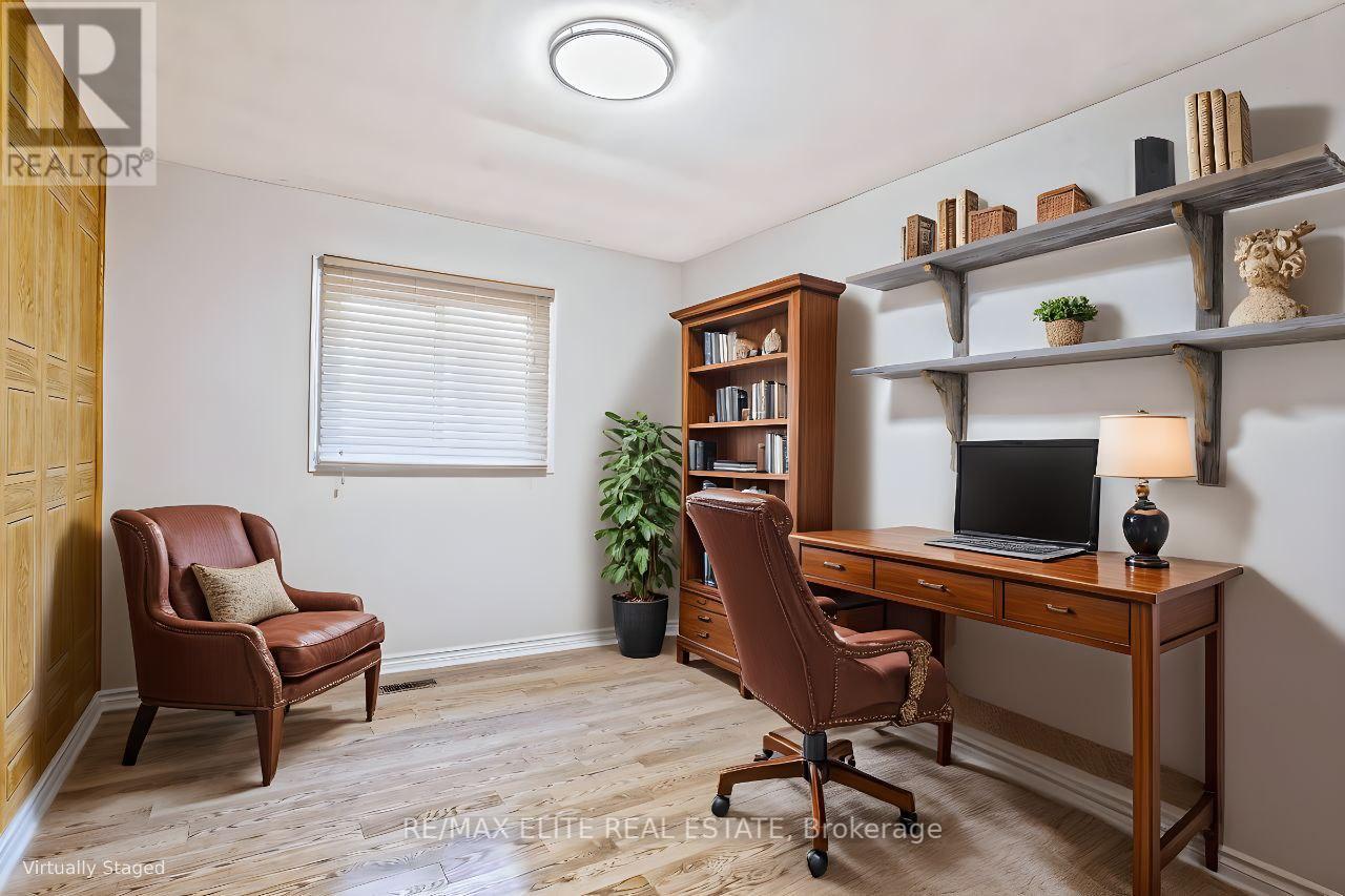 Main - 219 Connaught Avenue, Toronto, Ontario  M2M 1H6 - Photo 16 - C12441947