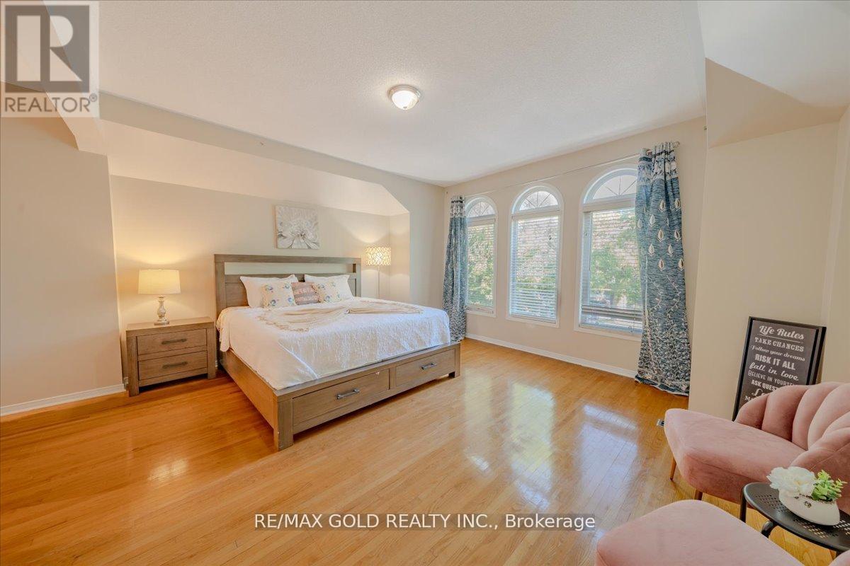 21 Townley Crescent, Brampton, Ontario  L6Z 4S9 - Photo 21 - W12320469