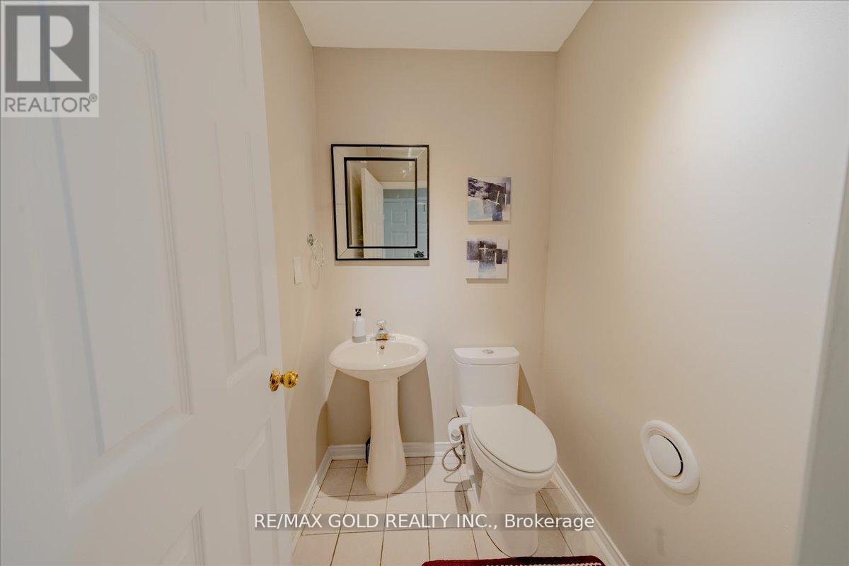 21 Townley Crescent, Brampton, Ontario  L6Z 4S9 - Photo 30 - W12320469