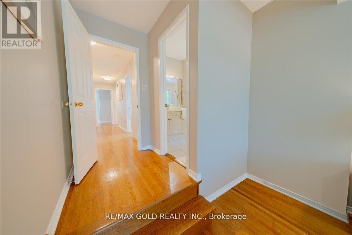 21 Townley Crescent, Brampton, Ontario  L6Z 4S9 - Photo 19 - W12320469