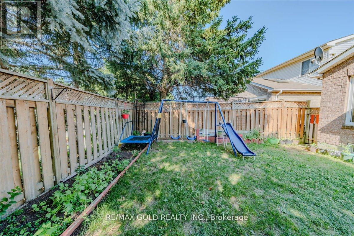 21 Townley Crescent, Brampton, Ontario  L6Z 4S9 - Photo 41 - W12320469