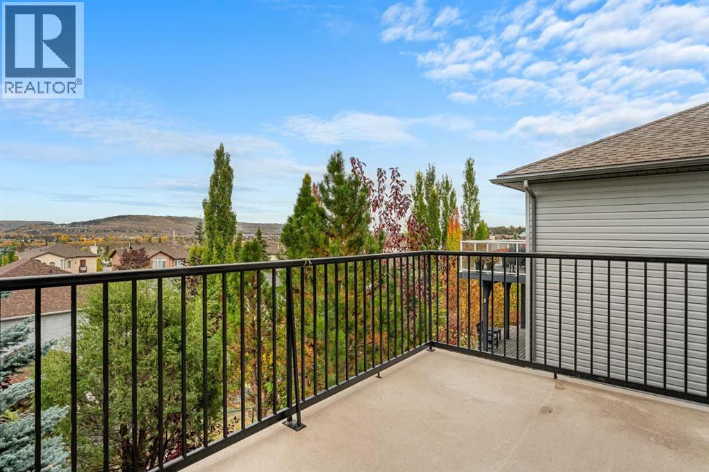 28 Bow Ridge Link, Cochrane, Alberta  T4C 1V4 - Photo 10 - A2261551