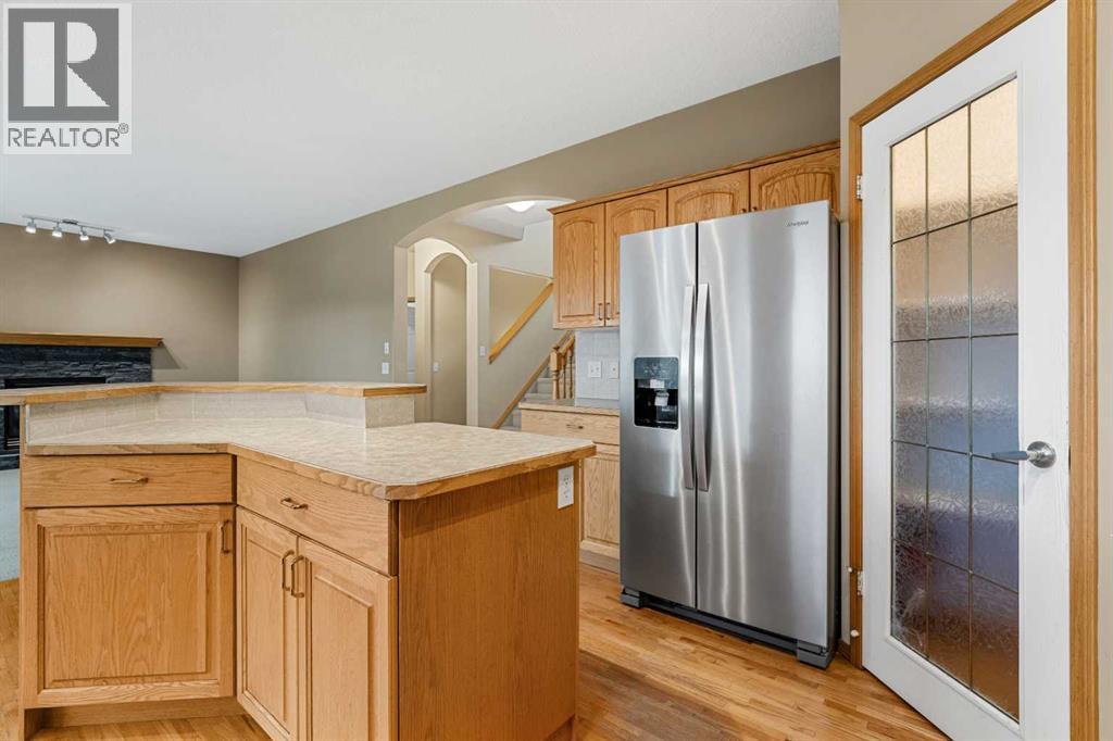 28 Bow Ridge Link, Cochrane, Alberta  T4C 1V4 - Photo 8 - A2261551
