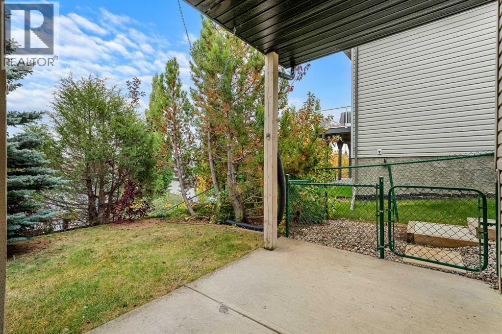 28 Bow Ridge Link, Cochrane, Alberta  T4C 1V4 - Photo 34 - A2261551