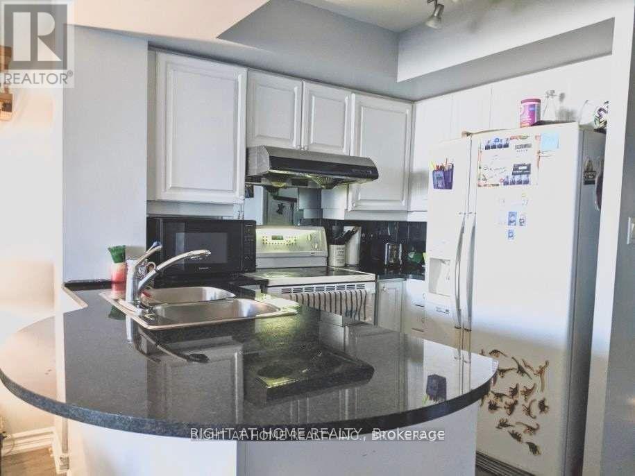 2302 - 1 Rean Drive, Toronto, Ontario  M2K 3C1 - Photo 6 - C12448359