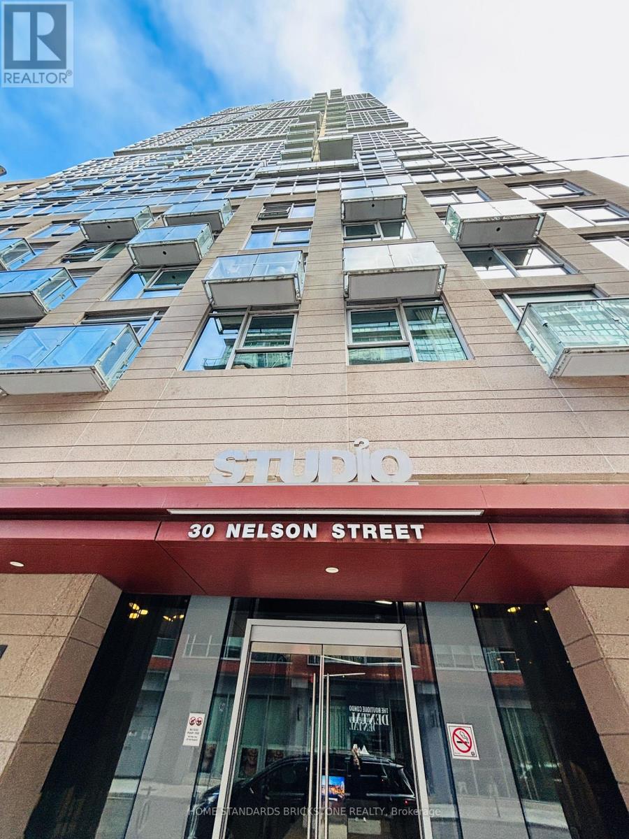 301 - 30 NELSON STREET, Toronto, Ontario