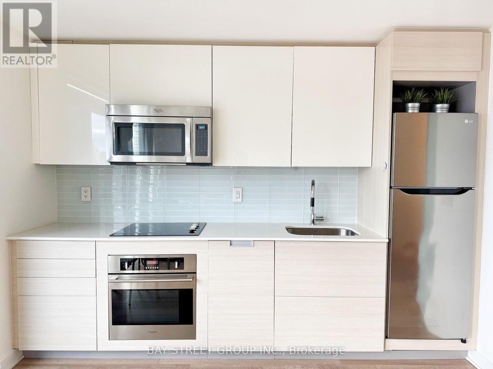 2008 - 210 Simcoe Street, Toronto, Ontario  M5T 0A9 - Photo 2 - C12448376