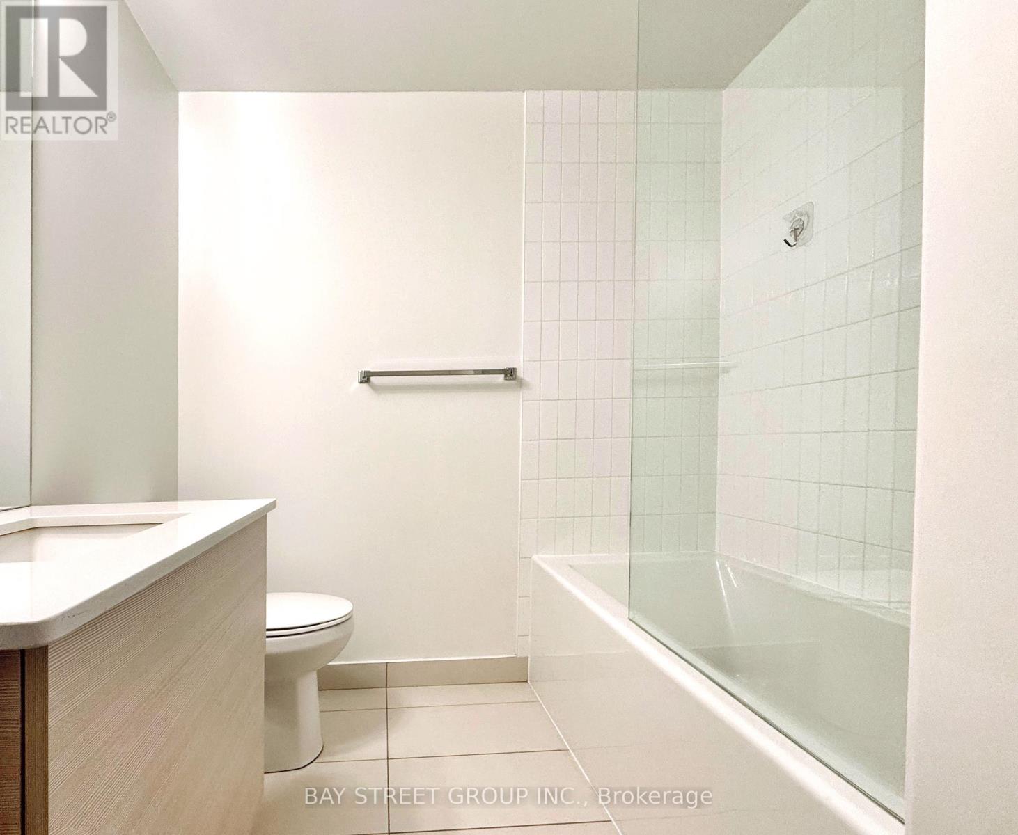 2008 - 210 Simcoe Street, Toronto, Ontario  M5T 0A9 - Photo 6 - C12448376