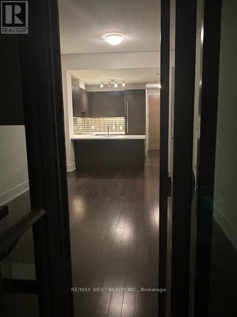 310 - 39 Queens Quay E, Toronto, Ontario  M5E 0A5 - Photo 3 - C12448378