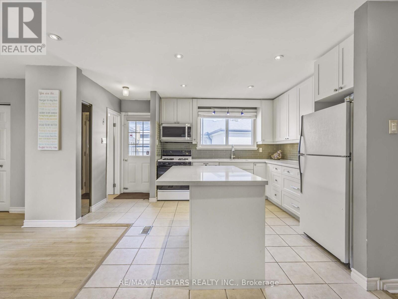 220 Catalina Drive, Toronto (Guildwood), Ontario  M1E 1B7 - Photo 16 - E12448355