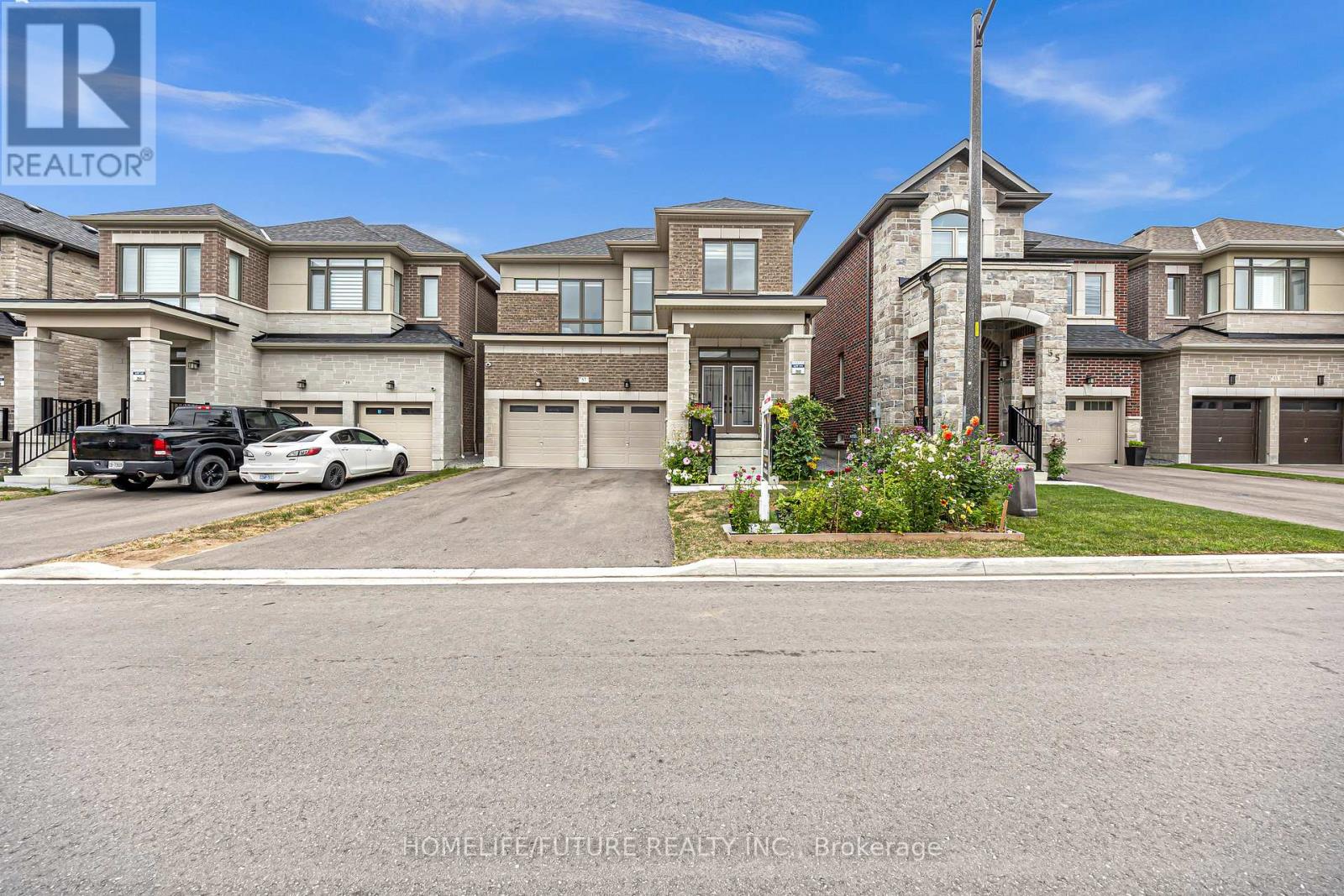 57 Priory Drive, Whitby, Ontario  L1P 0L2 - Photo 2 - E12448373