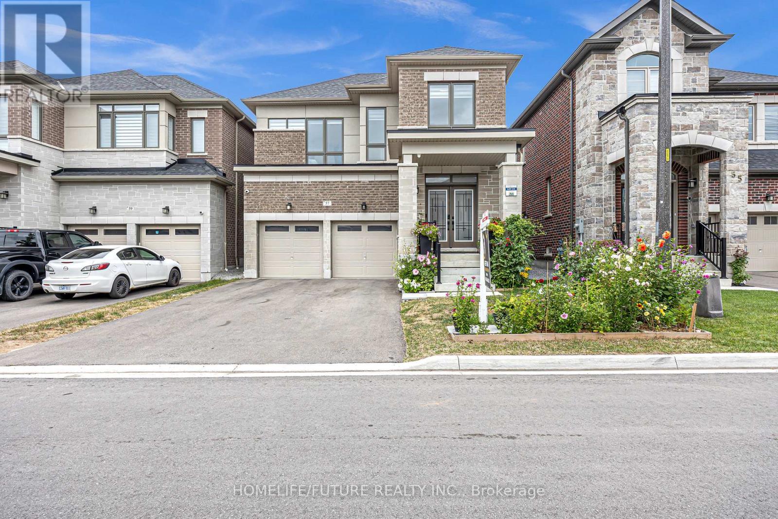 57 Priory Drive, Whitby, Ontario  L1P 0L2 - Photo 3 - E12448373